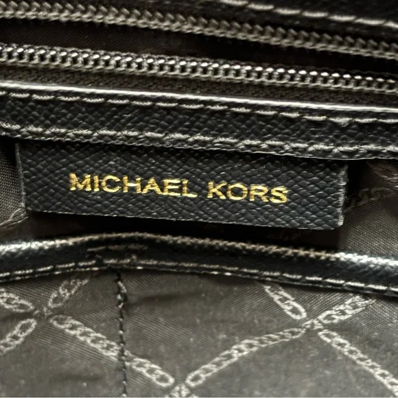 Michael Kors Elegant Black Tote - Picture 7 of 14